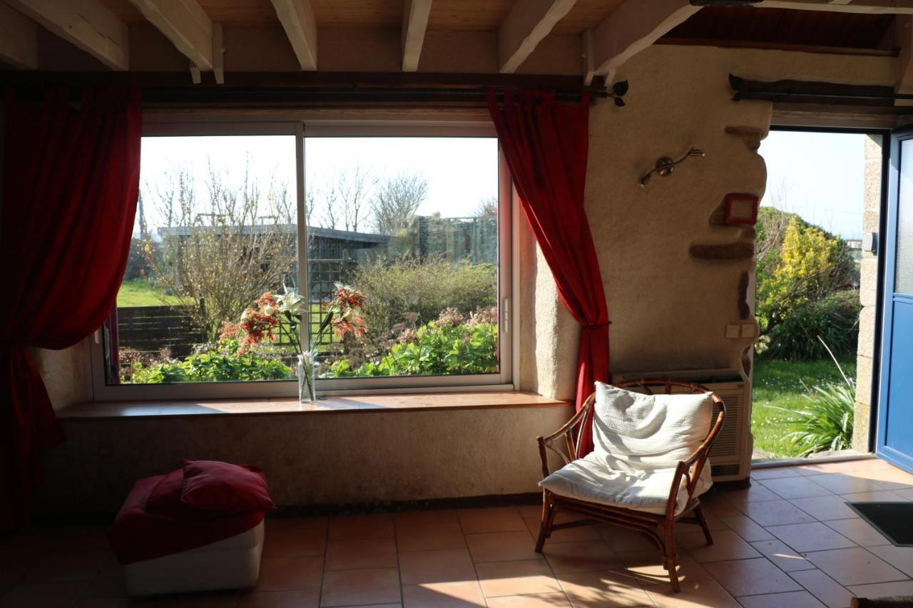 Les Gites Aux Volets Roses Landunvez Экстерьер фото